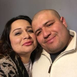 Meet your Posher, Adela