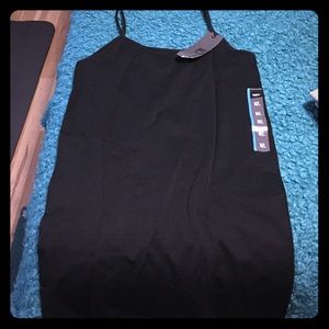 💥🆓Mossimo stretch black long cami
