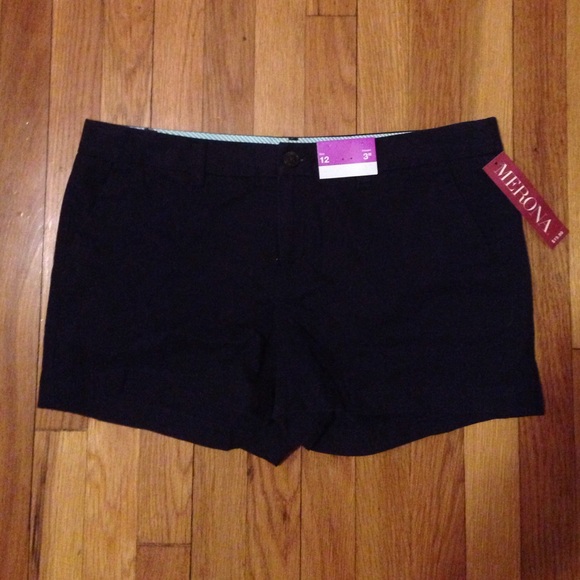 Navy blue shorts - 3" inseam