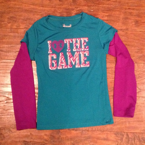 ❤️sold❤️ Youth Under Armour shirt