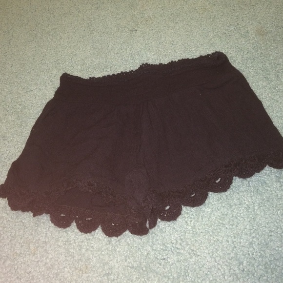 black flowy shorts - Picture 1 of 1