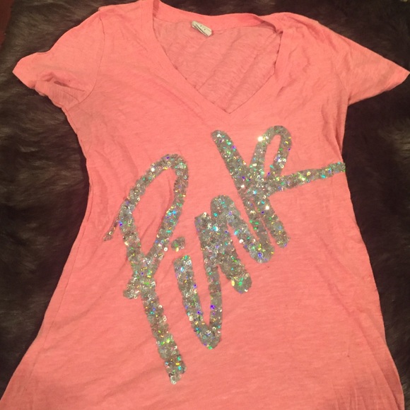 Pink tee shirt