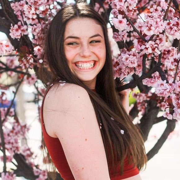 Meet your Posher, Jenna - Picture 1 of 1