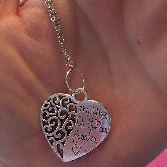 Mother & Daughter Necklace - Picture 2 of 3