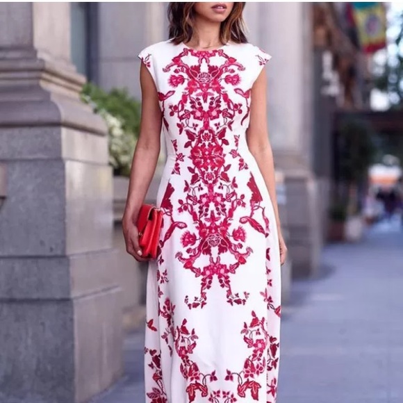 Sleeveless maxi dress