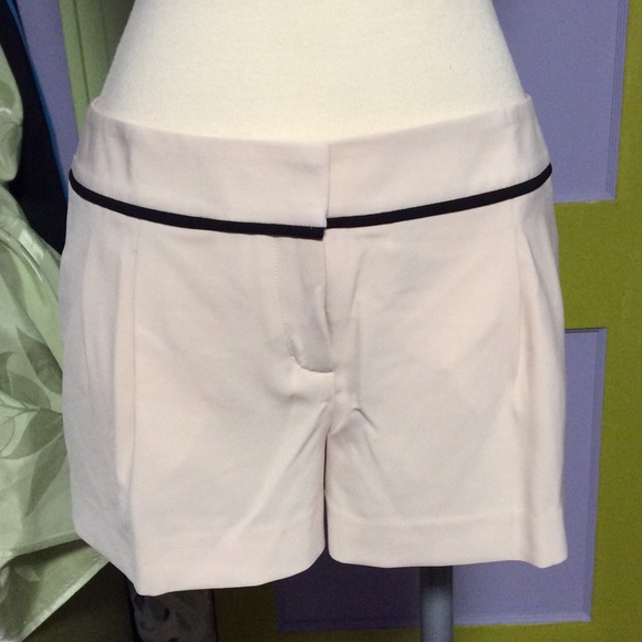 Express cream short