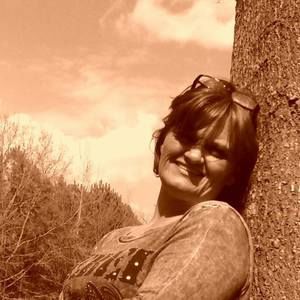 Meet your Posher, Carol