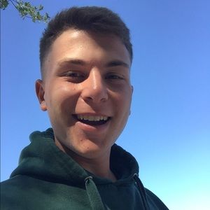 Meet your Posher, Drew