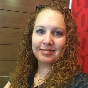 Meet your Posher, Alisha