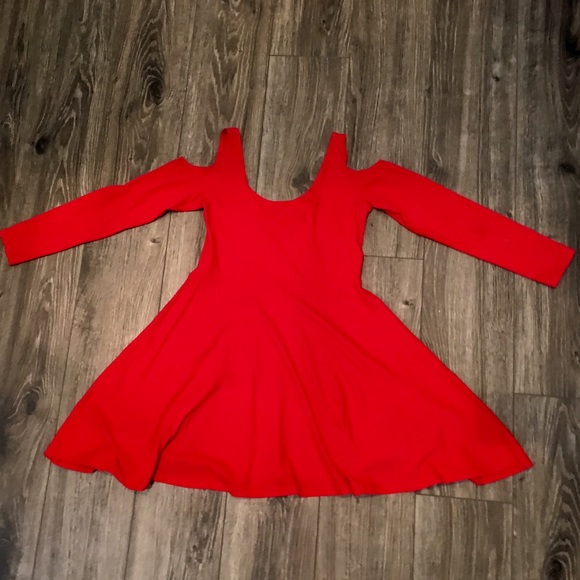 Sparkle & Fade | red cold shoulder skater dress - Picture 3 of 4