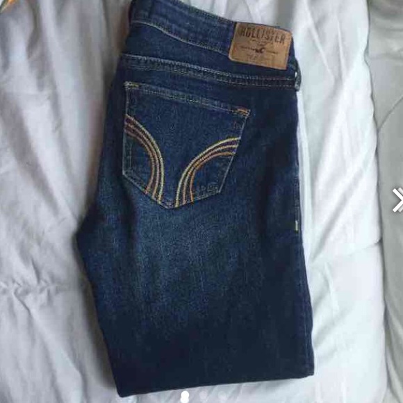 Hollister, dark wash, bootcut jeans