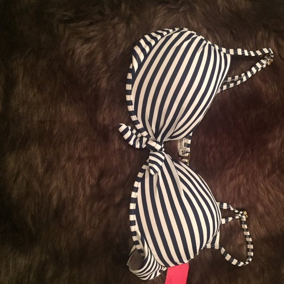 Push up swim top