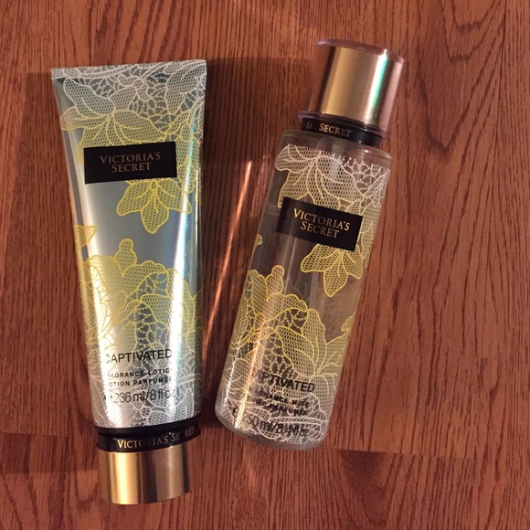 Victoria's Secret Other - 💥SALE💥Victoria's Secret Captivated