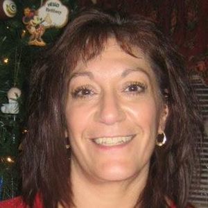 Meet your Posher, Dina