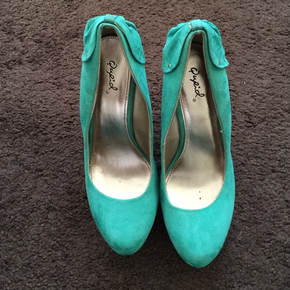 Wedges - Picture 2 of 4