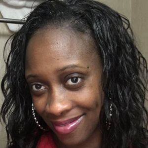 Meet your Posher, Vickie