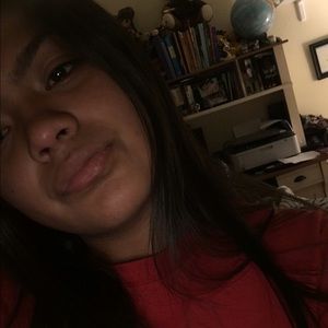 Meet your Posher, Kathia