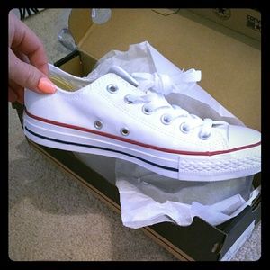 NIB Converse Chuck Taylor All Stars OPTIC WHITE