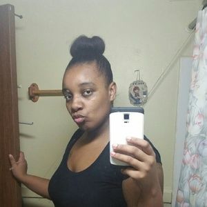 Meet your Posher, Geneva