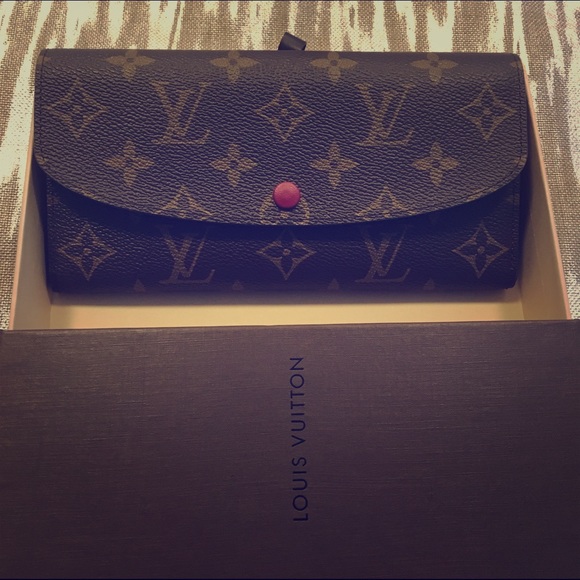 Louis Vuitton Emilie Wallet