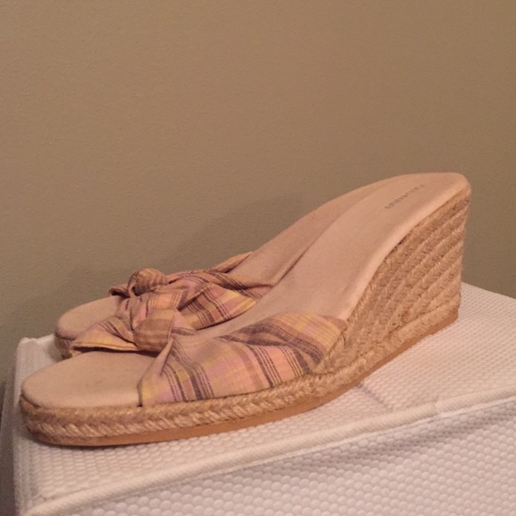 Old Navy Wedges