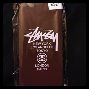 Stussy iPhone 6/6s phone case.