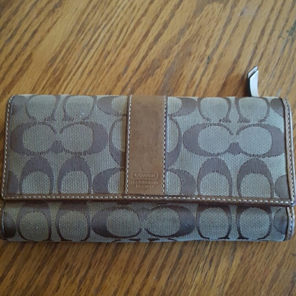 Coach wallet
