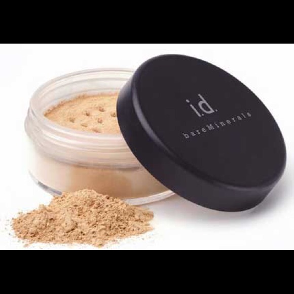 Bare Minerals Foundation