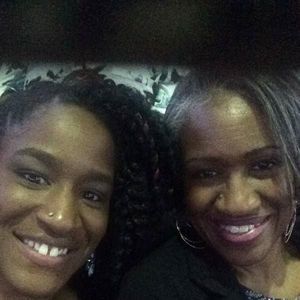 Meet your Posher, Felicia