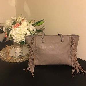 Jessica Simpson -fringe tote bag