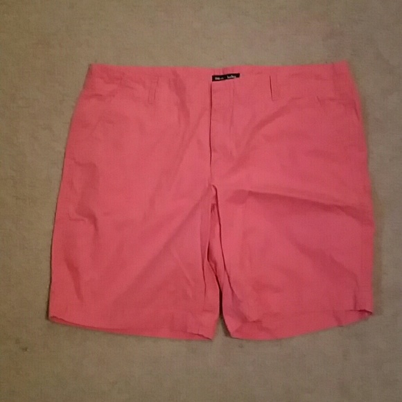 Gap shorts