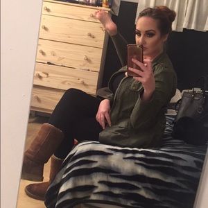 Meet your Posher, Nicole