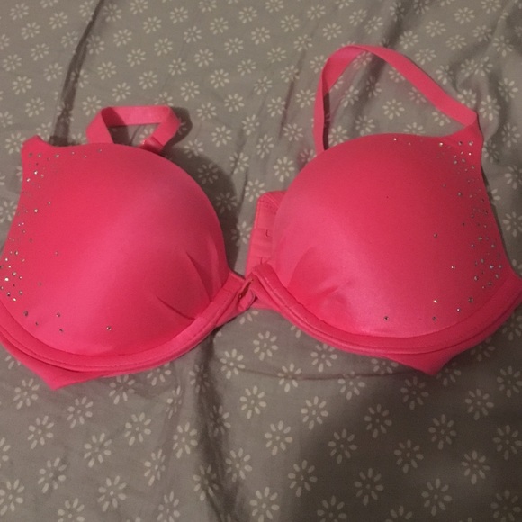 Victoria's Secret 32B Fabulous Push-up