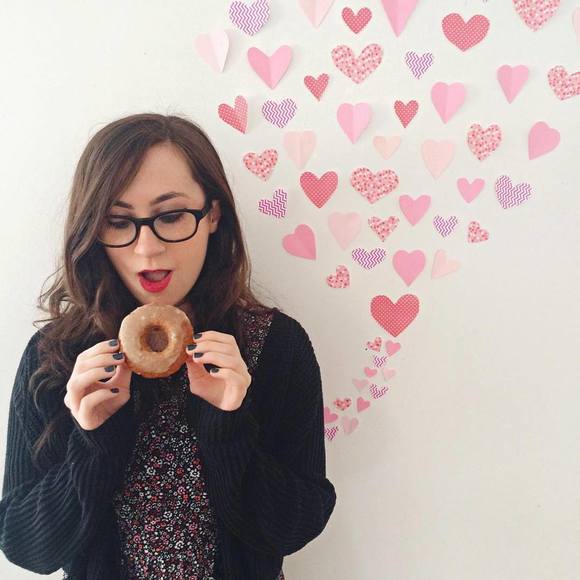 Meet your Posher, Christina - Picture 1 of 1