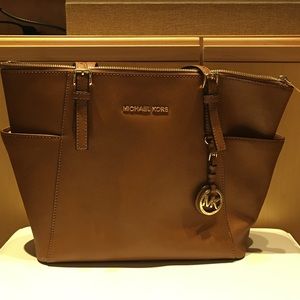 Michael Kors tan purse