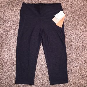 NWT Workout Crop Leggings