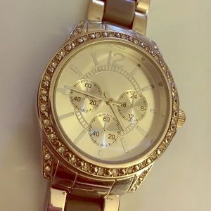 Silver large face women's watch!
