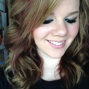 Meet your Posher, Mikayla