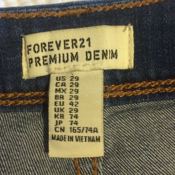 🚫SOLD🚫 Forever 21 Jean Shorts - Picture 3 of 3