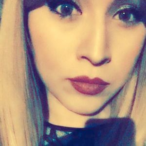 Meet your Posher, Mayra