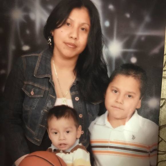 Meet your Posher, Isabel - Picture 1 of 1