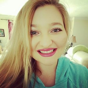 Meet your Posher, Lindsay