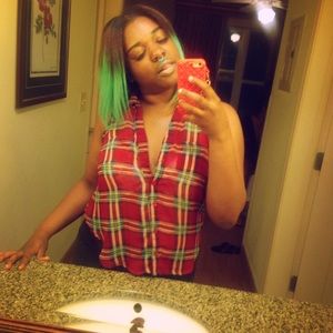 Meet your Posher, Donea