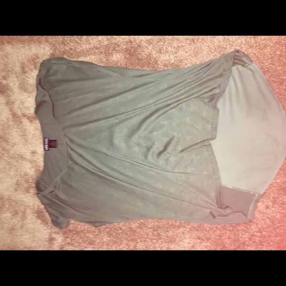Wet seal green top! - Picture 1 of 1