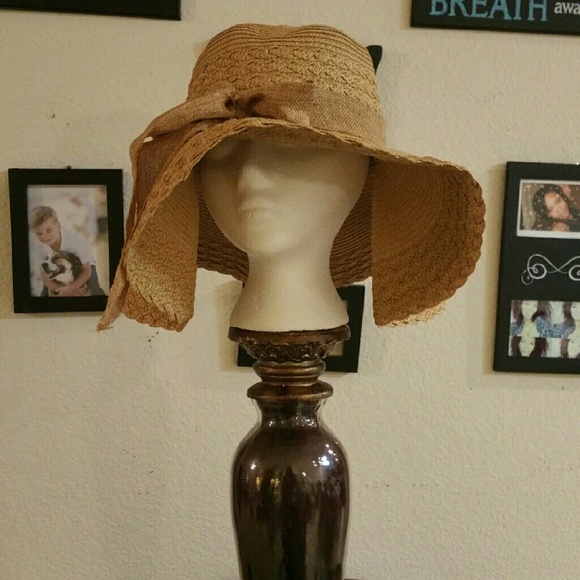Wide Large Brim floppy hat - Picture 2 of 7