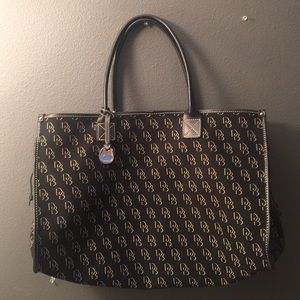 Large Dooney & Bourke tote