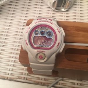 G-Shock white baby G