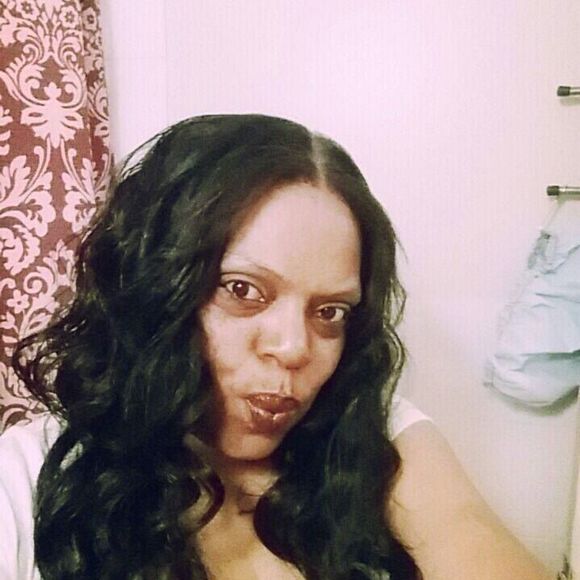 Meet your Posher, Geiselle - Picture 1 of 1