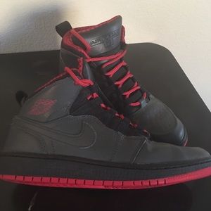 Jordan's Retro 94 1s