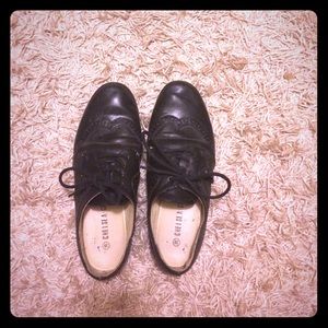 Black oxfords